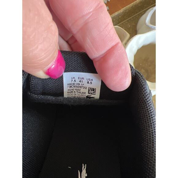 Lacoste womens 8.5 black leather sneakers - Picture 4 of 4